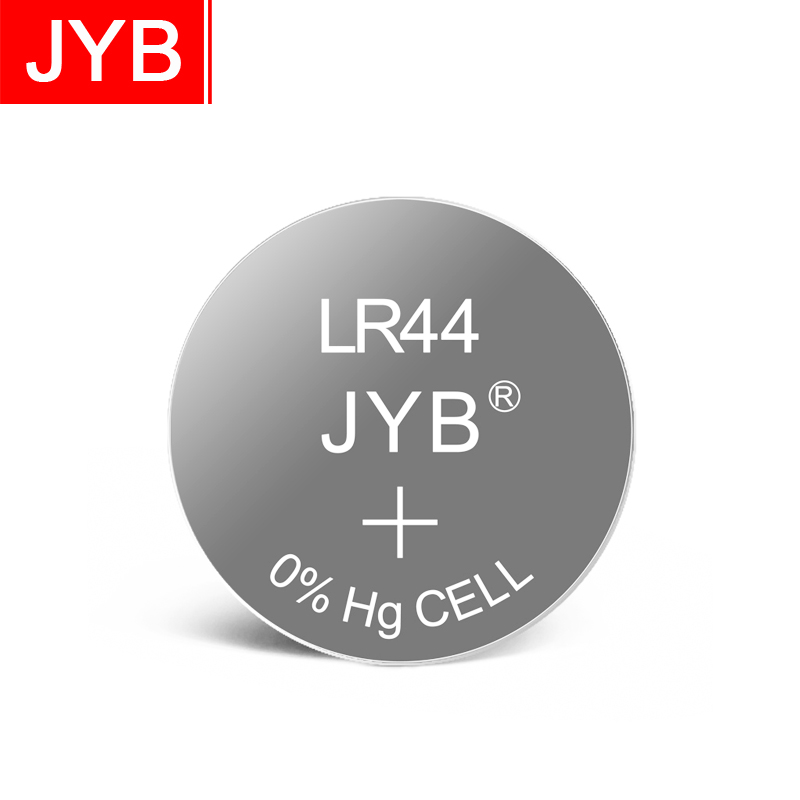 LR44